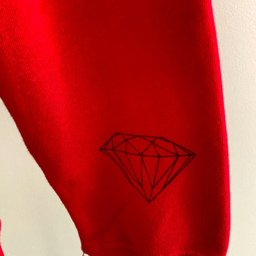 Diamond Supply Co. Red Pin Up Girl Graphic Fleece Long Sleeve Sweatshirt Small - Picture 2 of 5